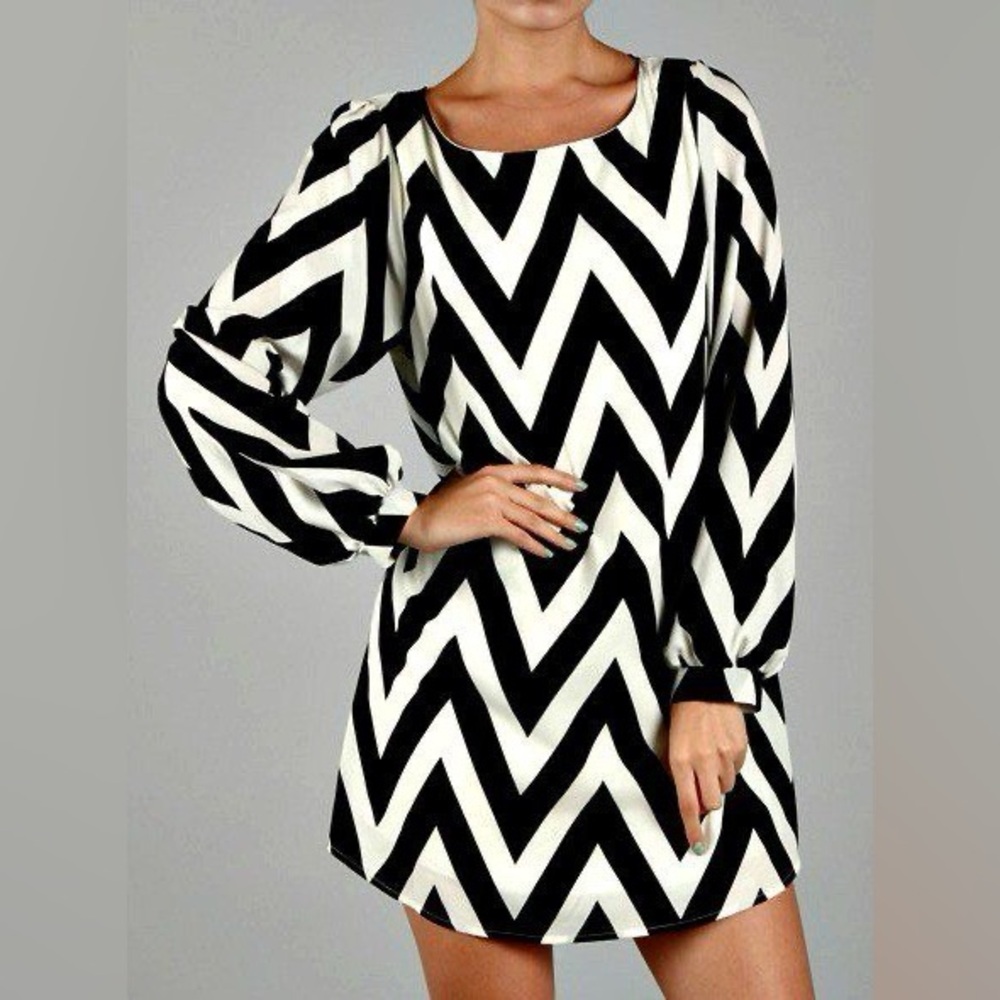 EVERLY WOMEN'S SIZE LARGE LONG SLEEVE CHEVRON SHEATH DRESS BLACK IVORY NWT NEW
